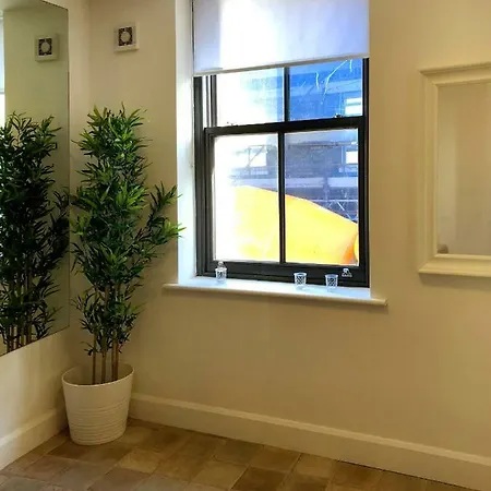 Dom wakacyjny Corporate Lettings Near Heuston Station *