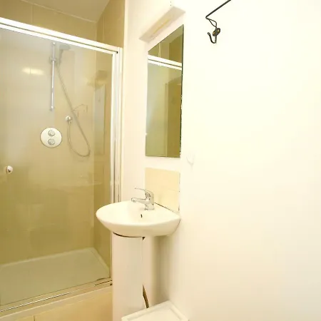 Corporate Lettings Near Heuston Station * 더블린