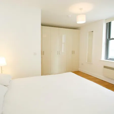 Corporate Lettings Near Heuston Station 펜션 *